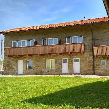 Apartmaji Suhorje Esterno foto