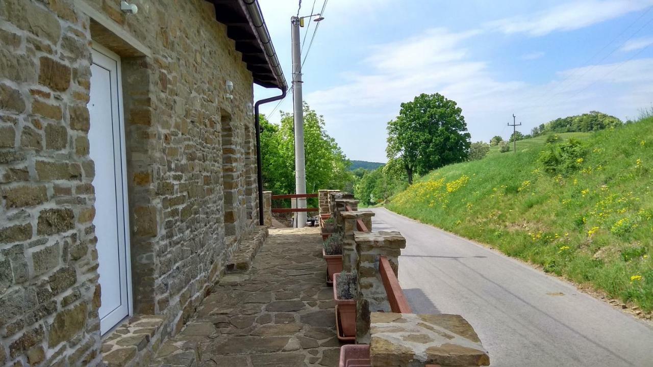 Apartmaji Suhorje Esterno foto